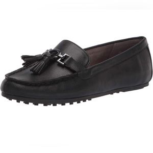 Aerosoles Deanna Black Tasseled Loafers Grip Bottom 8 W